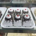 Black forest pastry (6 pieces per box)
