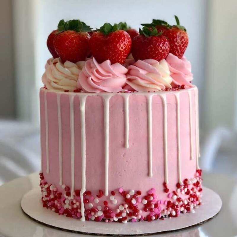 Fresh Strawberry Cake (Egg Less)