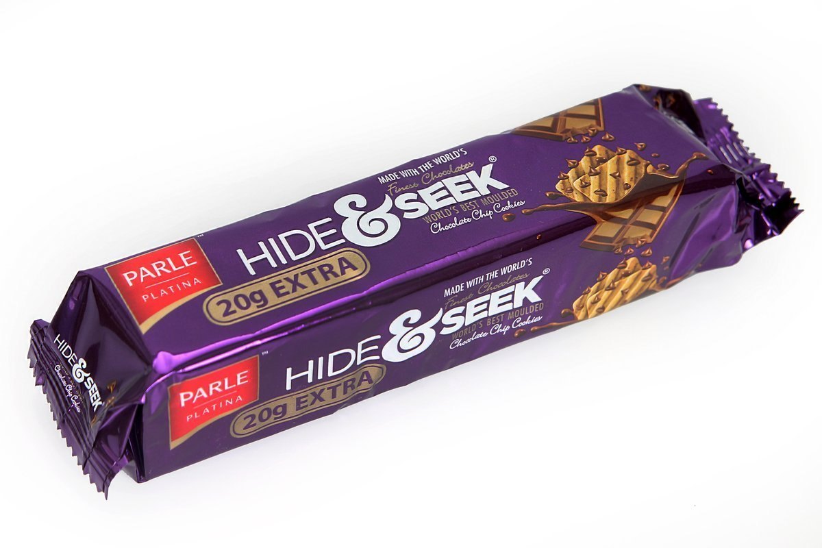 Purple packaging of Parle Hide & Seek chocolate bar on a white background